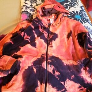 Woman's XL Liz Claiborne Velour 🍑 Peach, Black, and Purpleish Hoodie